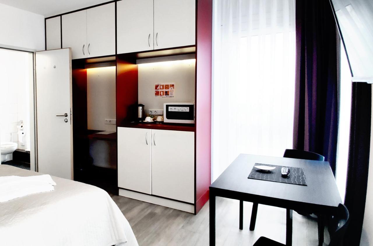Apartment 6 Berlin