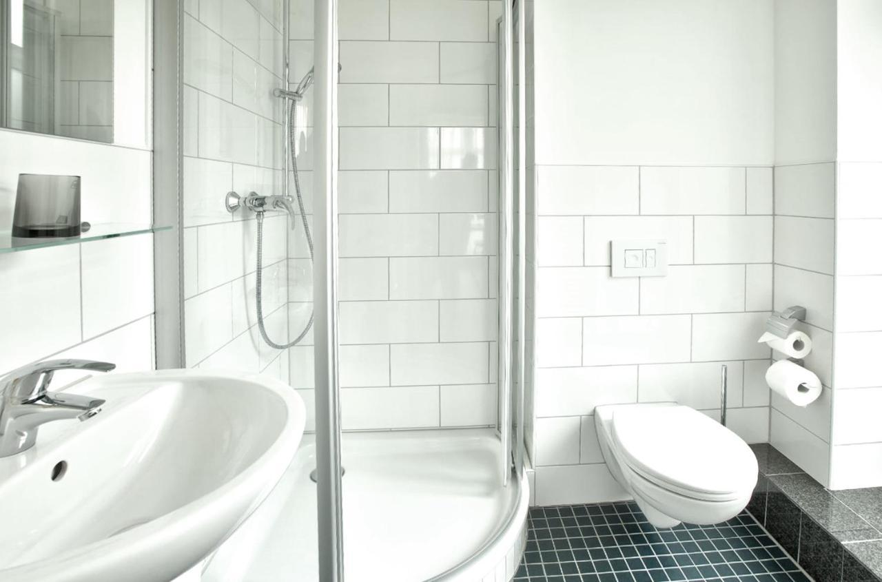 Appartement 6 *